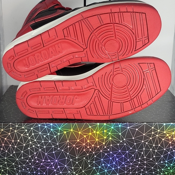 Size 7 - Jordan 1.5 The Return Bred 2015 VNDS CLEAN!!..Fits Men Size 7, Women Si - Picture 13 of 16
